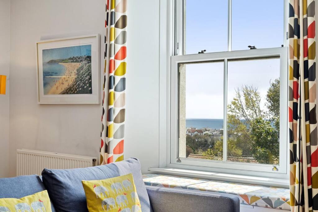 Pendennis - Bright Victorian Flat, Sea Views & Close To Beach Фалмут Екстер'єр фото