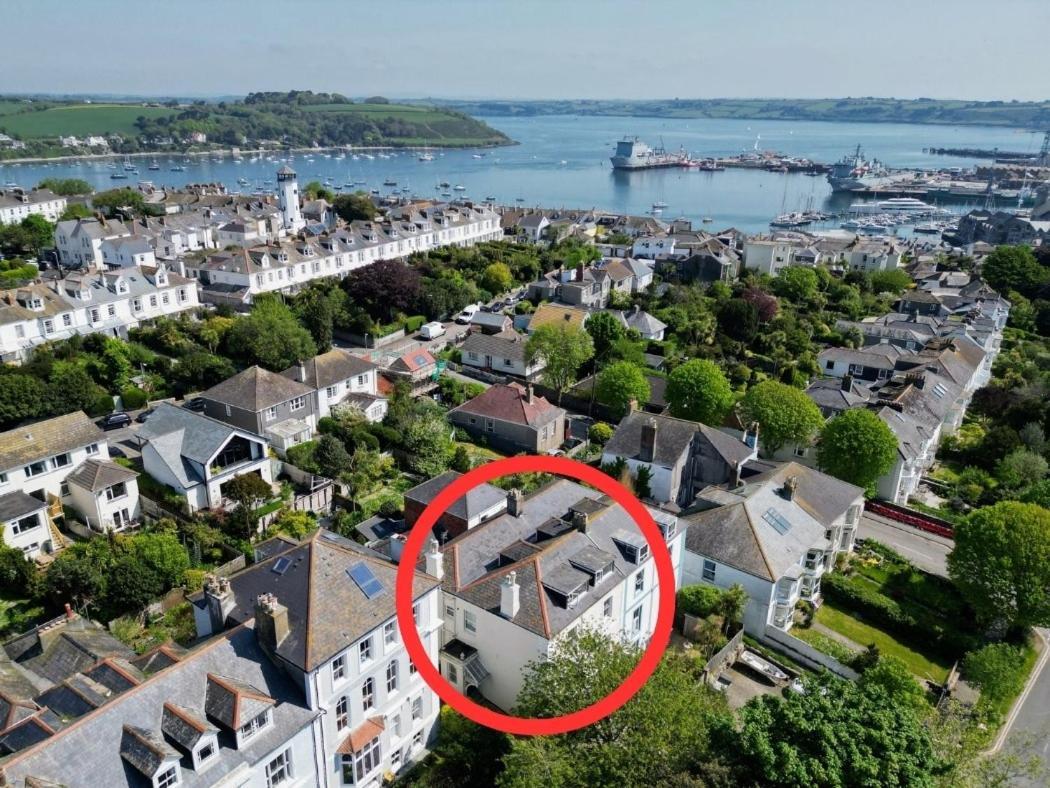 Pendennis - Bright Victorian Flat, Sea Views & Close To Beach Фалмут Екстер'єр фото